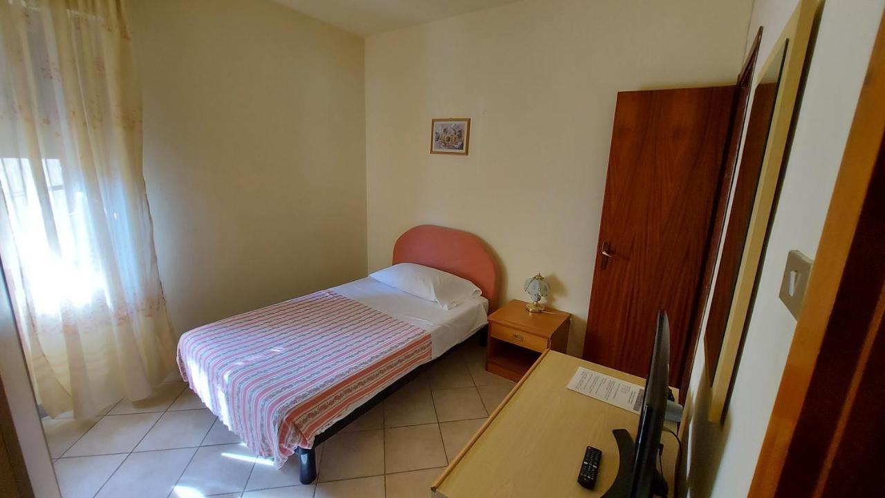 Amelia Hotel Momigno 외부 사진